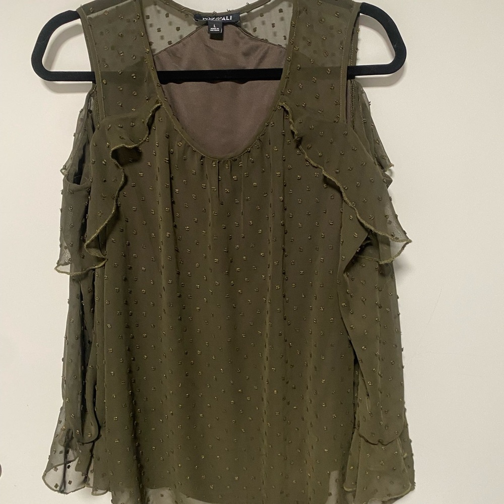 Roz & Ali Olive Green Sleeveless Ruffle Blouse Large